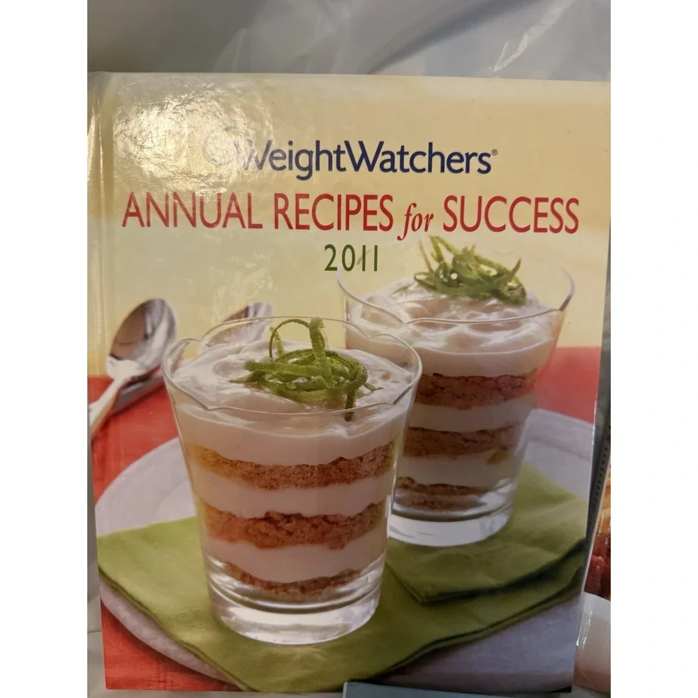 Lot of 3 Weight Watchers Cookbooks 15 Minute 5 Ingredient Annual Recipes 2011